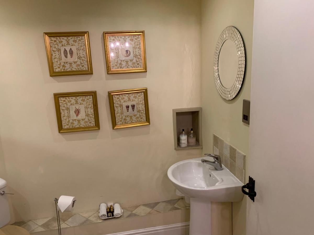 Cotswold Cottage Guesthouse Stow-on-the-Wold Екстер'єр фото